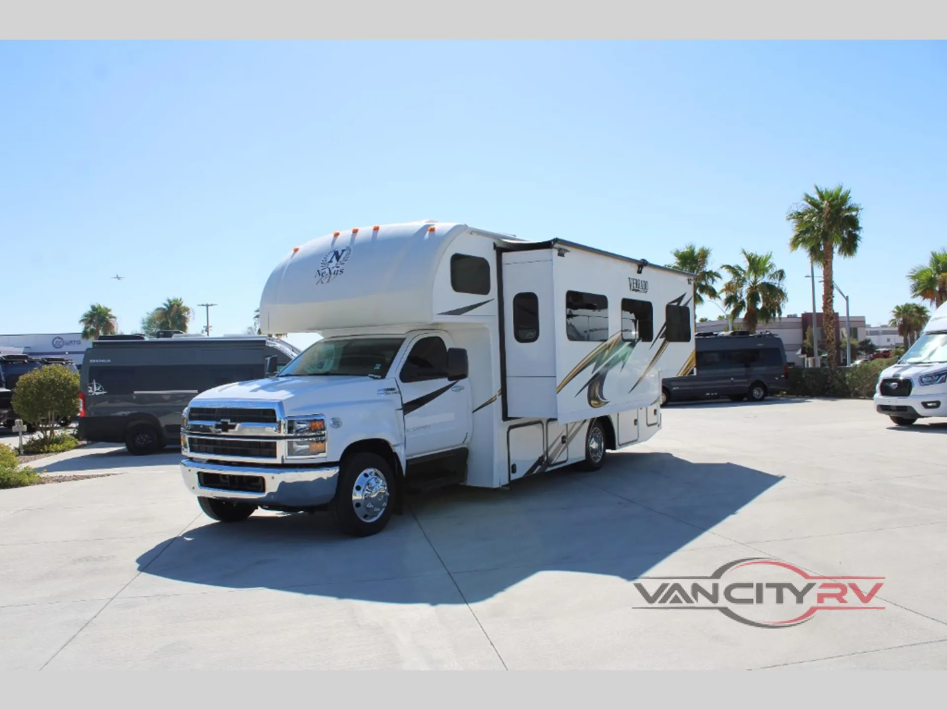 2024 Nexus Verrado 28S - Photo 4