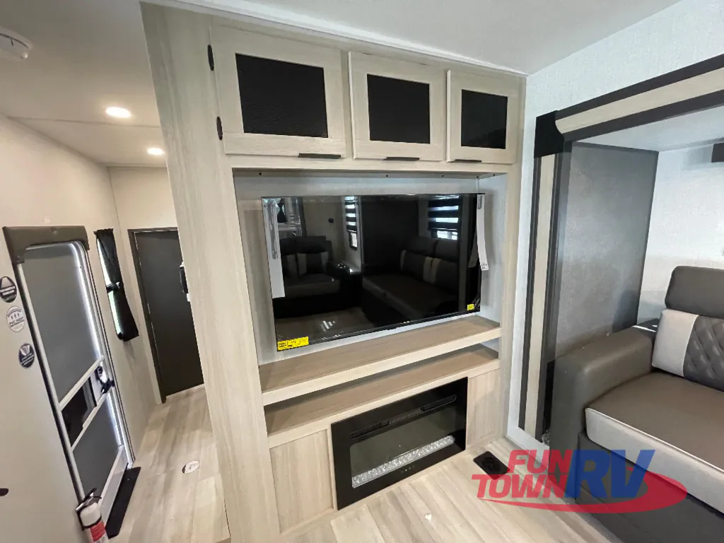 2026 Forest River Cardinal 37GALLEY, Photos photo 17