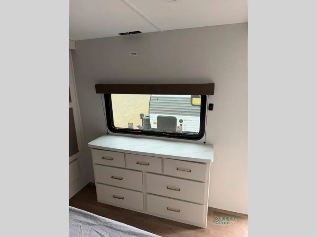 2027 Grand Design Transcend 335BHT, Photos photo 16