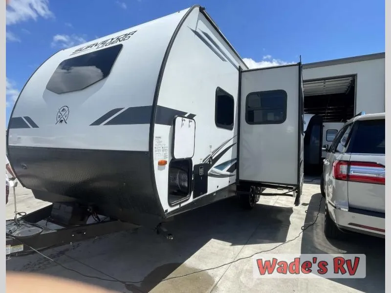 2022 Forest River Surveyor Legend 202RBLE - Photo 2