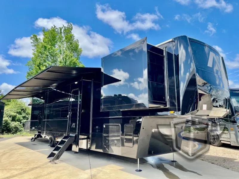 2027 Axiom RV Vendetta New    V4250 - Main photo