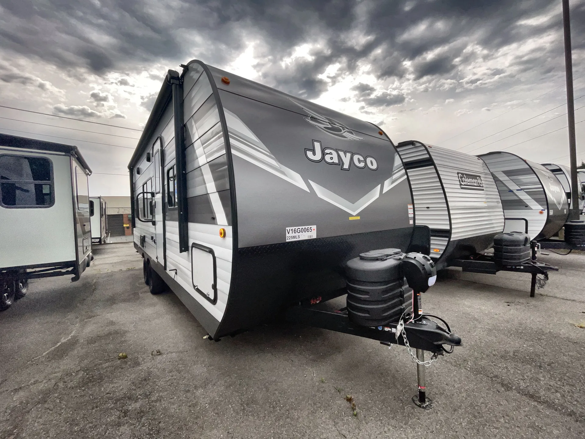 2027 Jayco Jay Flight 225MLS - Photo 2