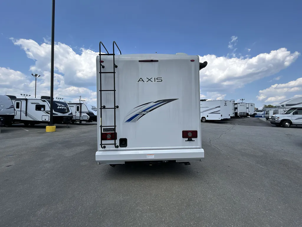 2023 Thor Motor Coach Axis 24.3, Photos photo 7