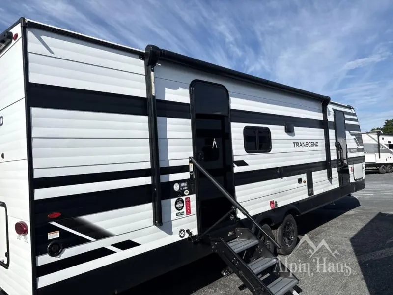 2027 Grand Design Transcend 265BHT - Photo 4