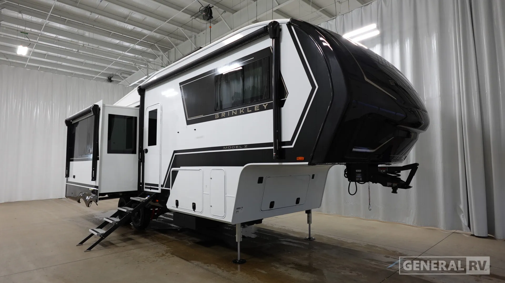 2027 Brinkley Model Z 2700 - Photo 2