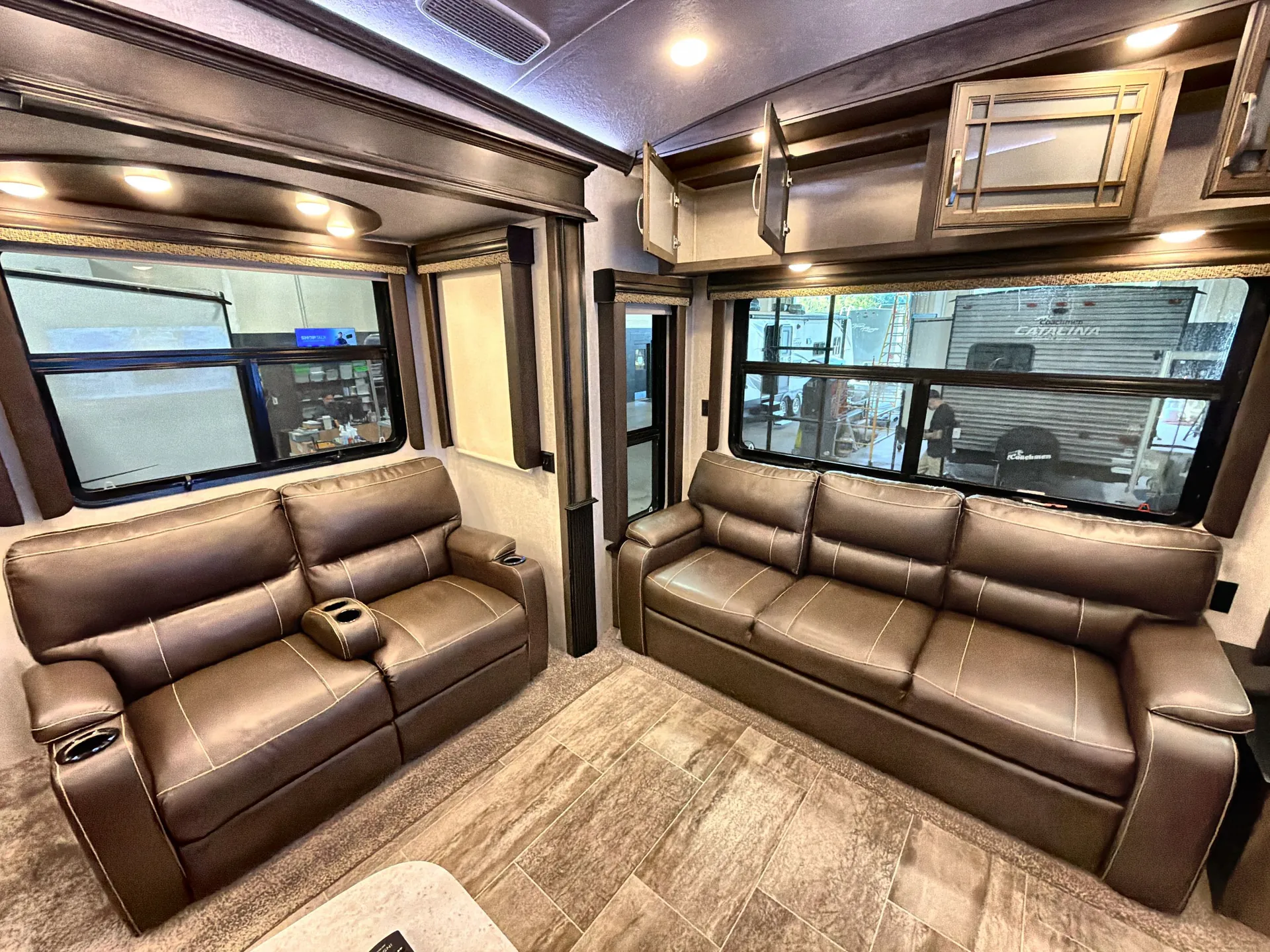 2018 Keystone Montana 3121RL — living area main