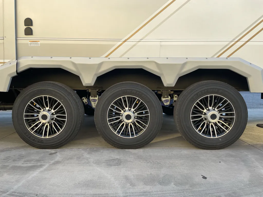 2026 Keystone Raptor 415, Photos photo 31