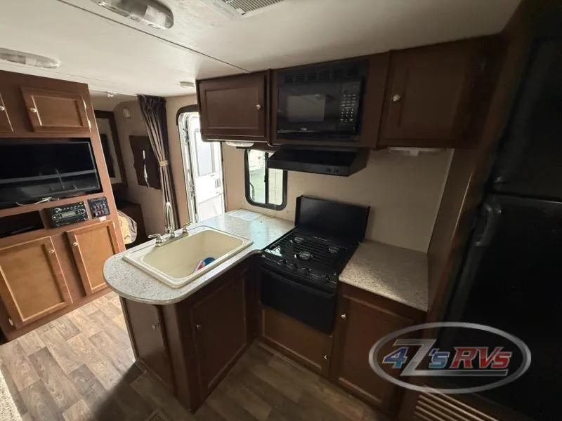 2015 Keystone RV Bullet 272BHS - Photo 4