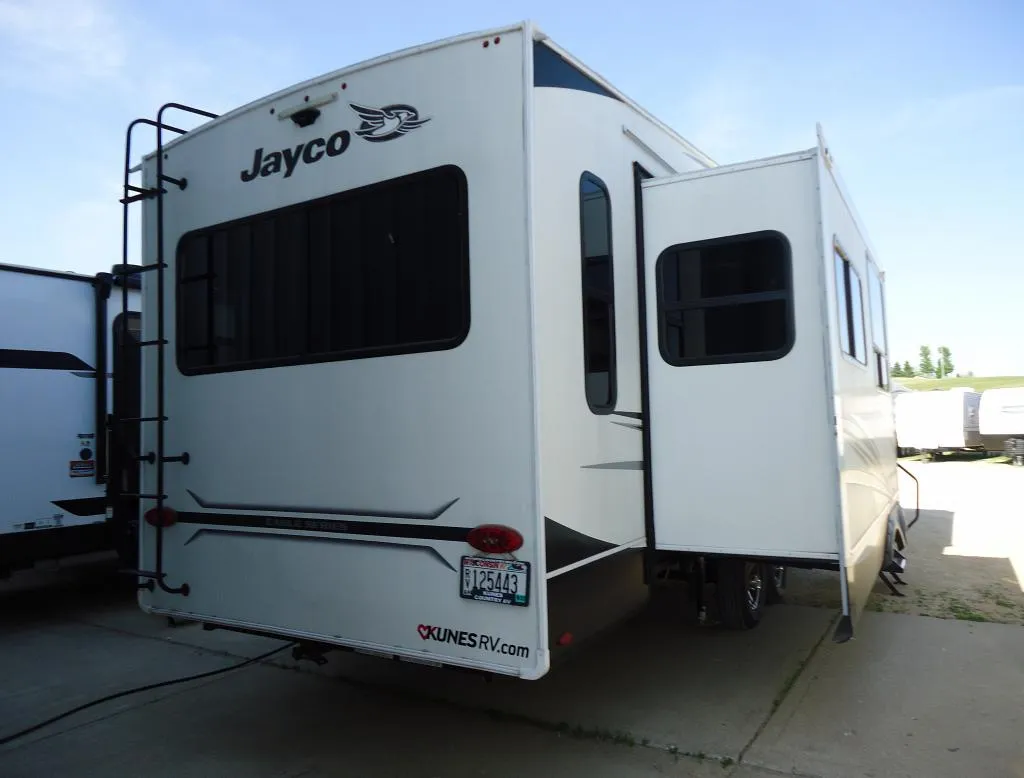 2021 JAYCO Jayco Eagle 30.5CKTS - Photo 4