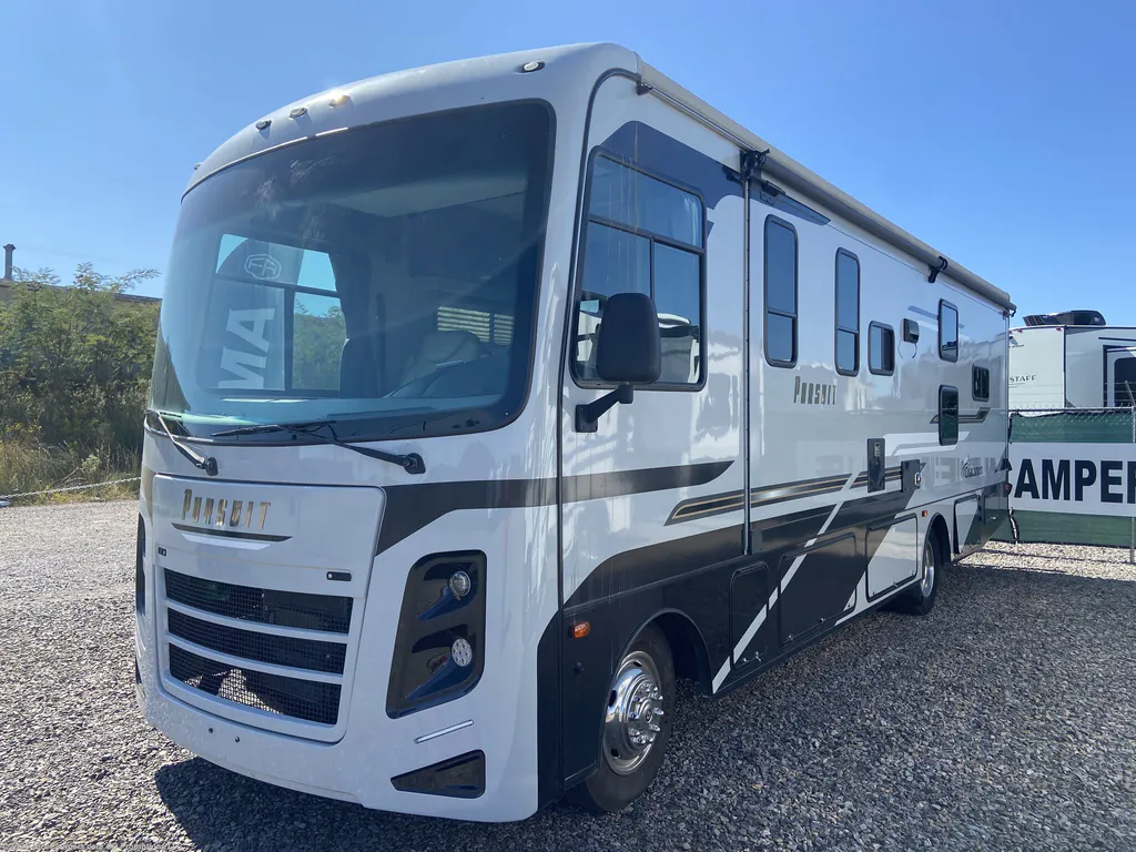 2023 Coachmen Pursuit 31BH, Photos photo 3
