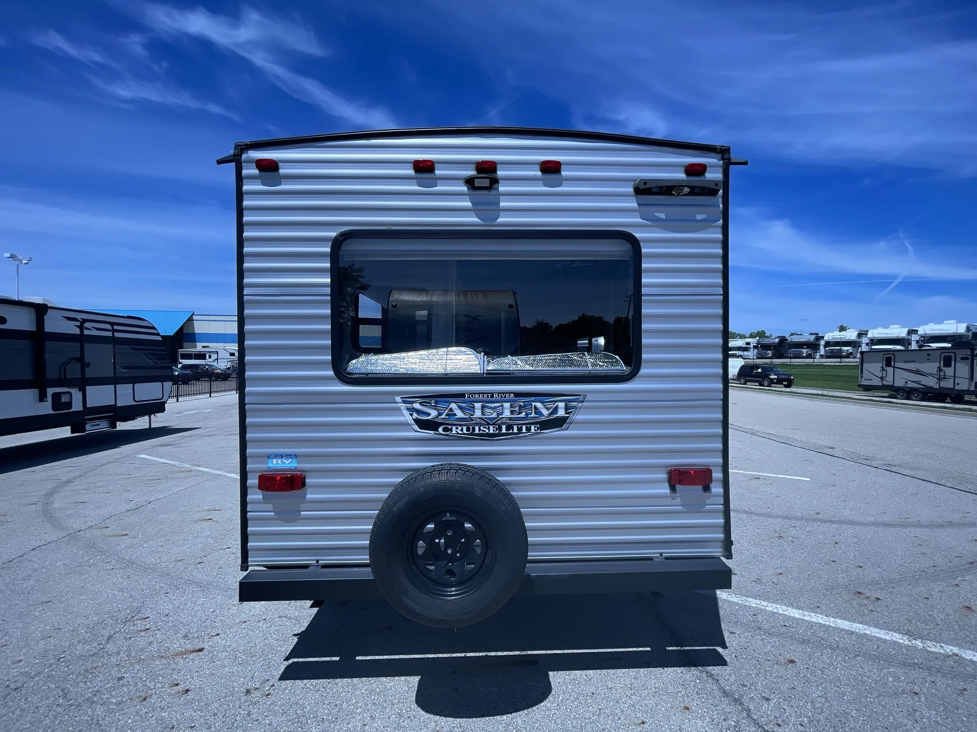 2022 Forest River Salem Cruise Lite 24RLXL — backside