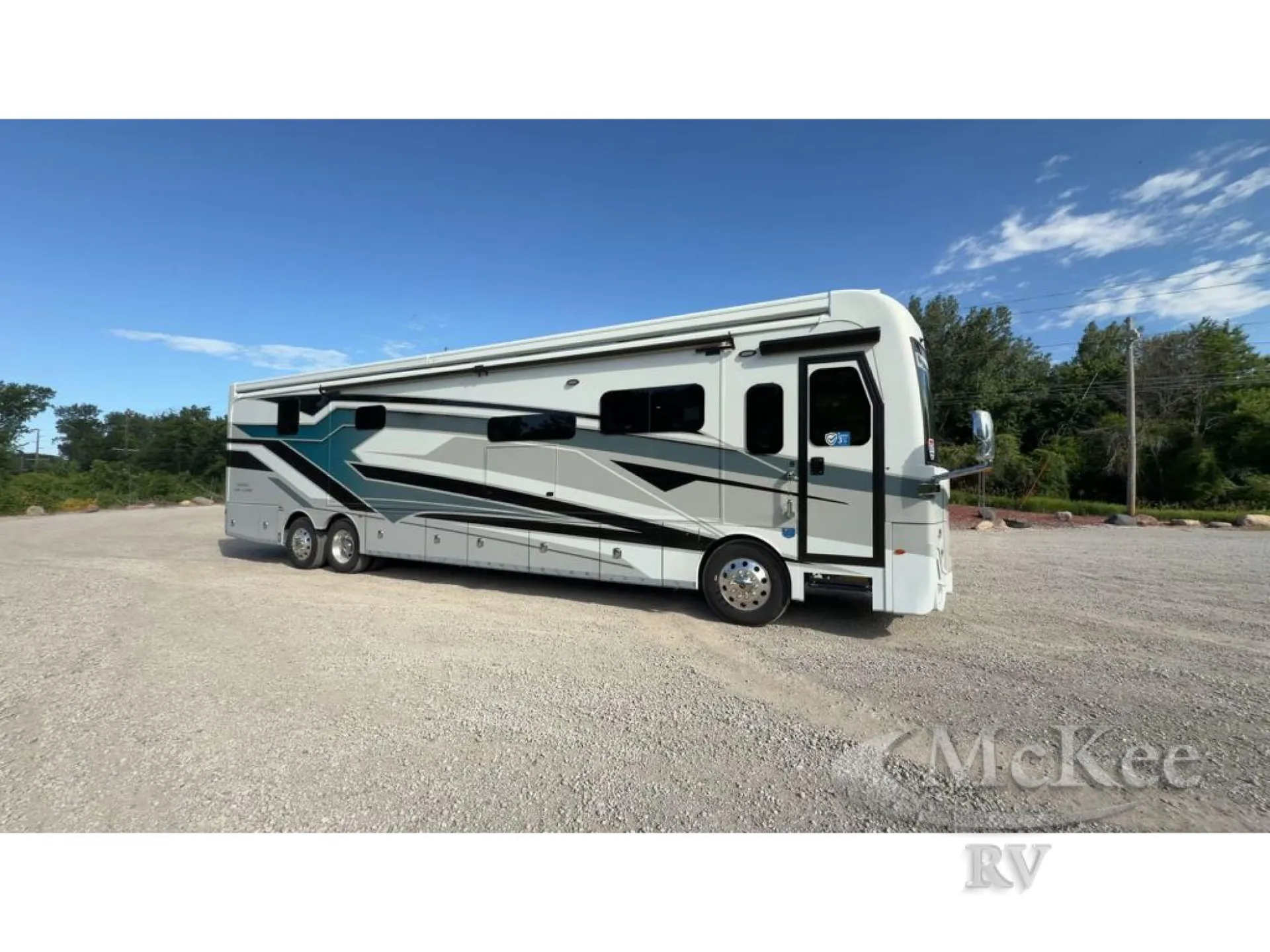 2026 Holiday Rambler Armada 44LE dealer photo 1 from McKee RV