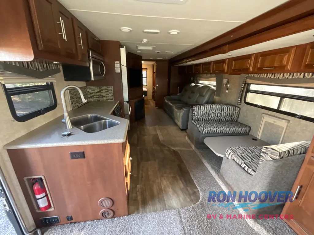 2015 Forest River RV Georgetown 335DS, Photos photo 14