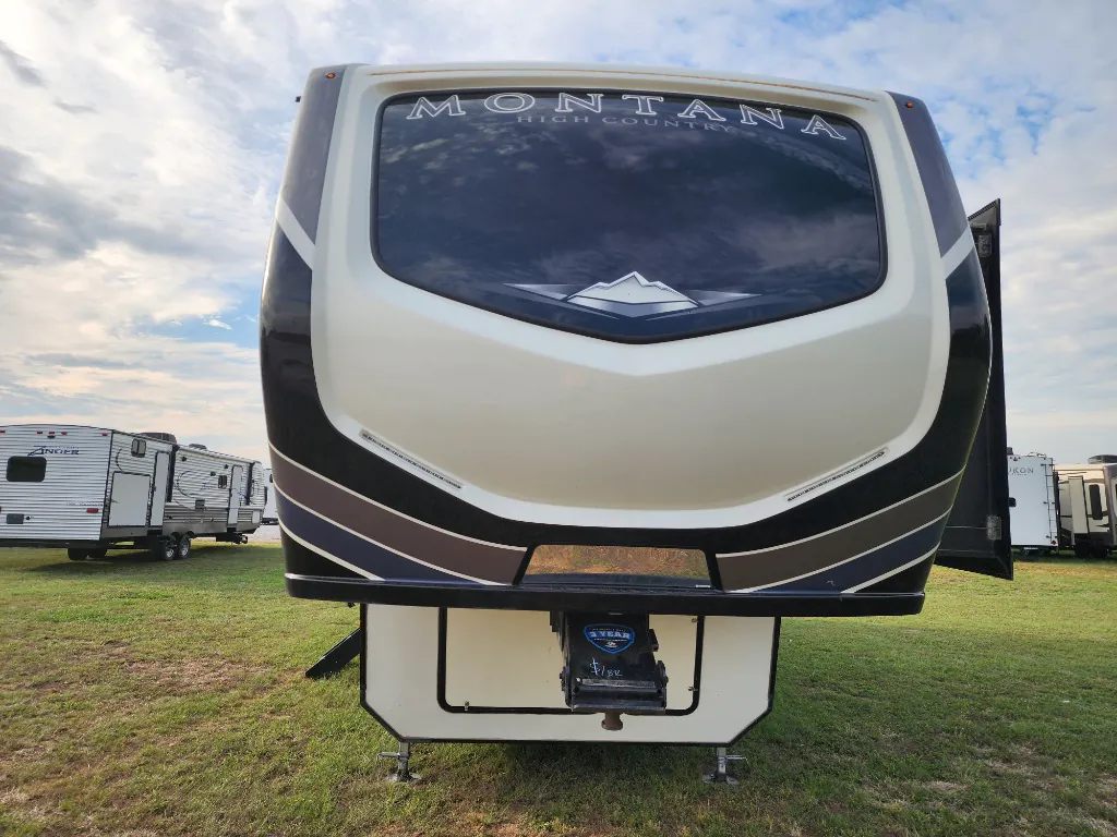 2020 Keystone Montana High Country 294RL - Photo 3