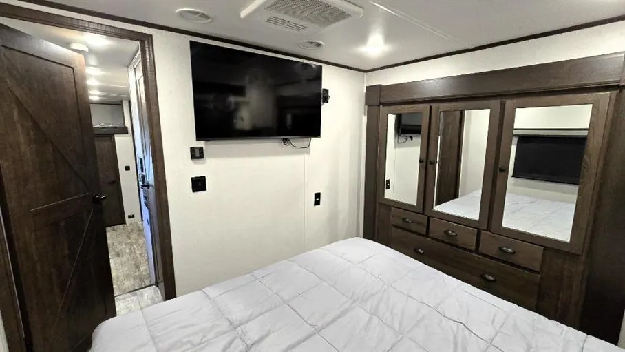 2022 Forest River XLR Nitro 351, Photos photo 27
