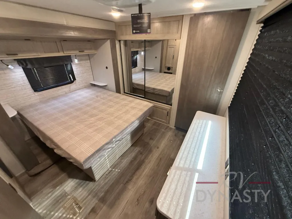 2026 Coachmen Catalina Legacy Edition 323MAZE, Photos photo 56