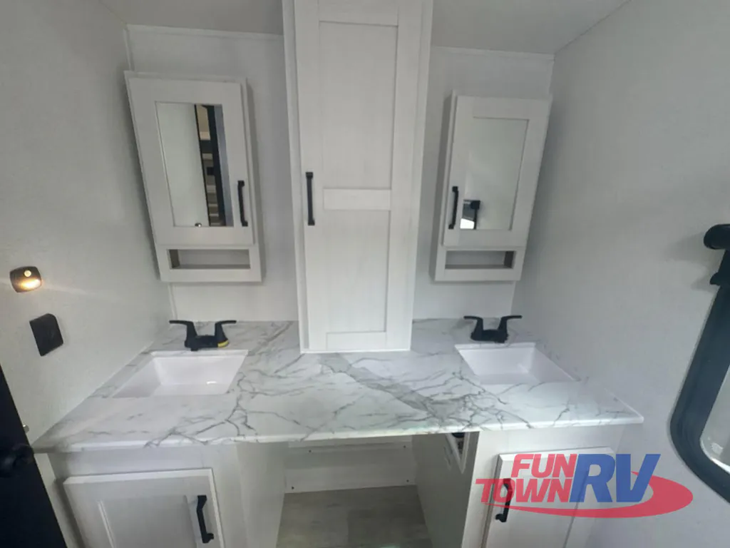 2027 Forest River Solaire 3300FLBS, Photos photo 20