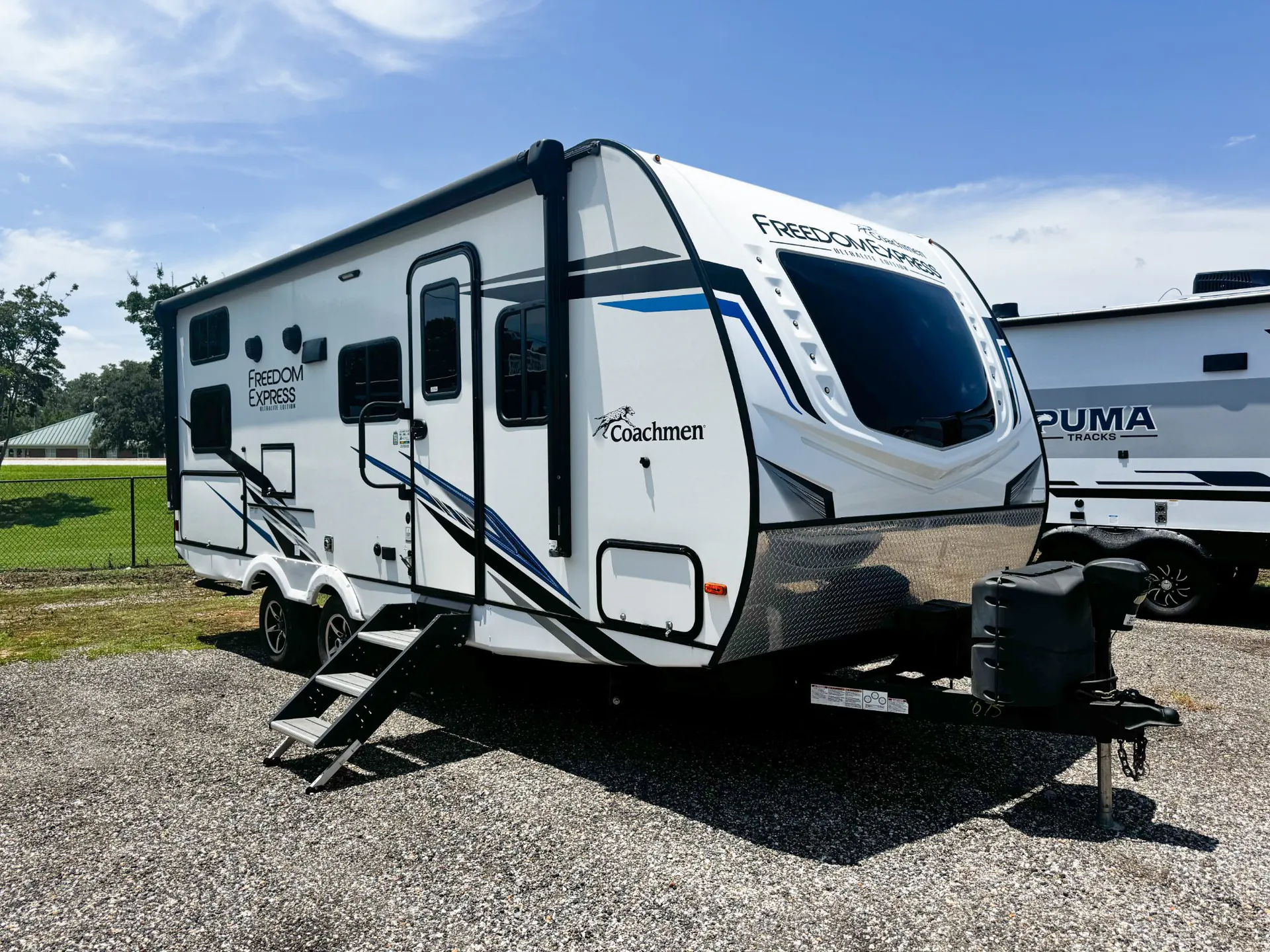 2022 Coachmen Freedom Express 238BHS - Photo 2