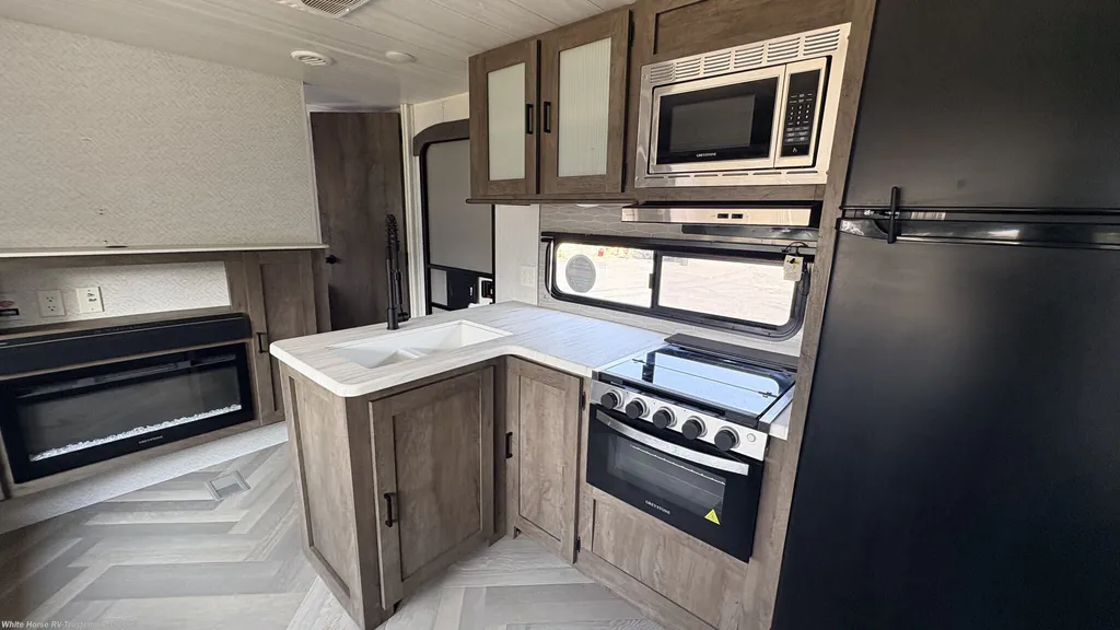 2022 Forest River Wildwood 31KQBTS, Photos photo 11
