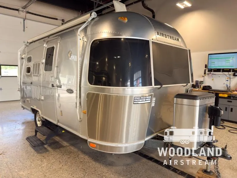 2008 Airstream Safari SE Used    20' - Main photo