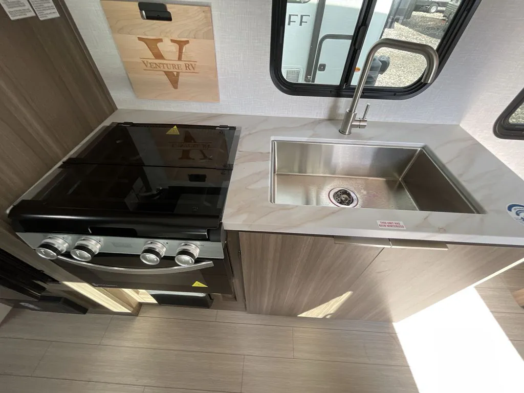 2026 Venture RV Sonic SN190VRB, Photos photo 24