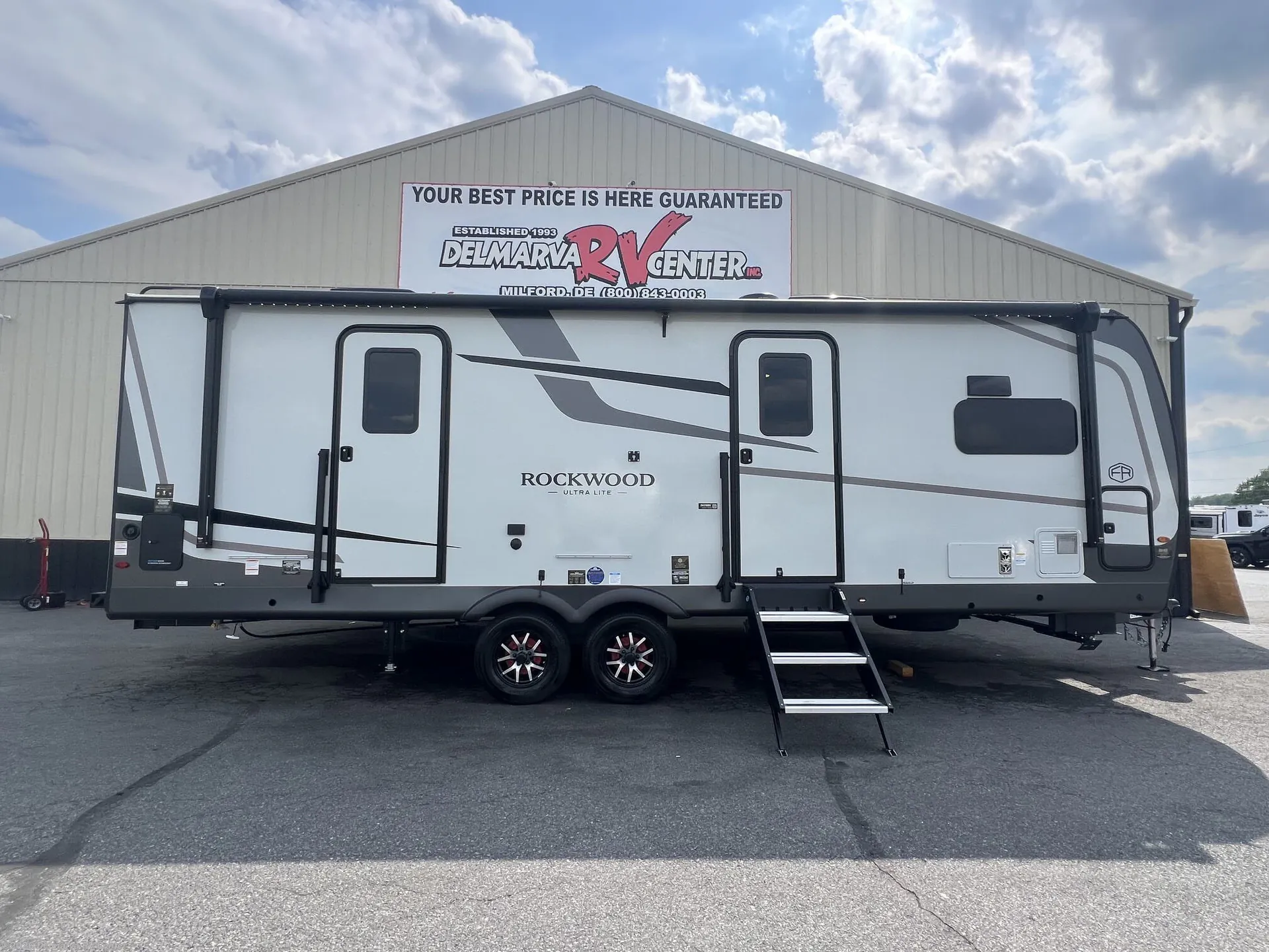 2027 Forest River Rockwood Ultra Lite 2608BS