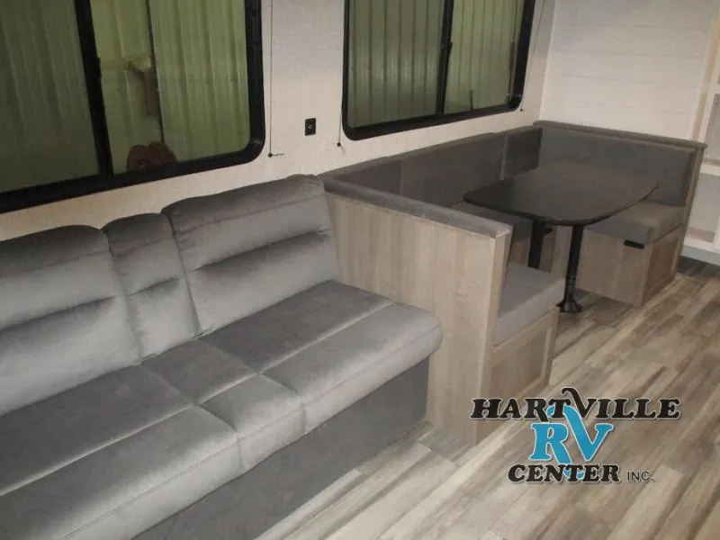 2025 Jayco Jay Flight SLX 284BHS - Photo 4