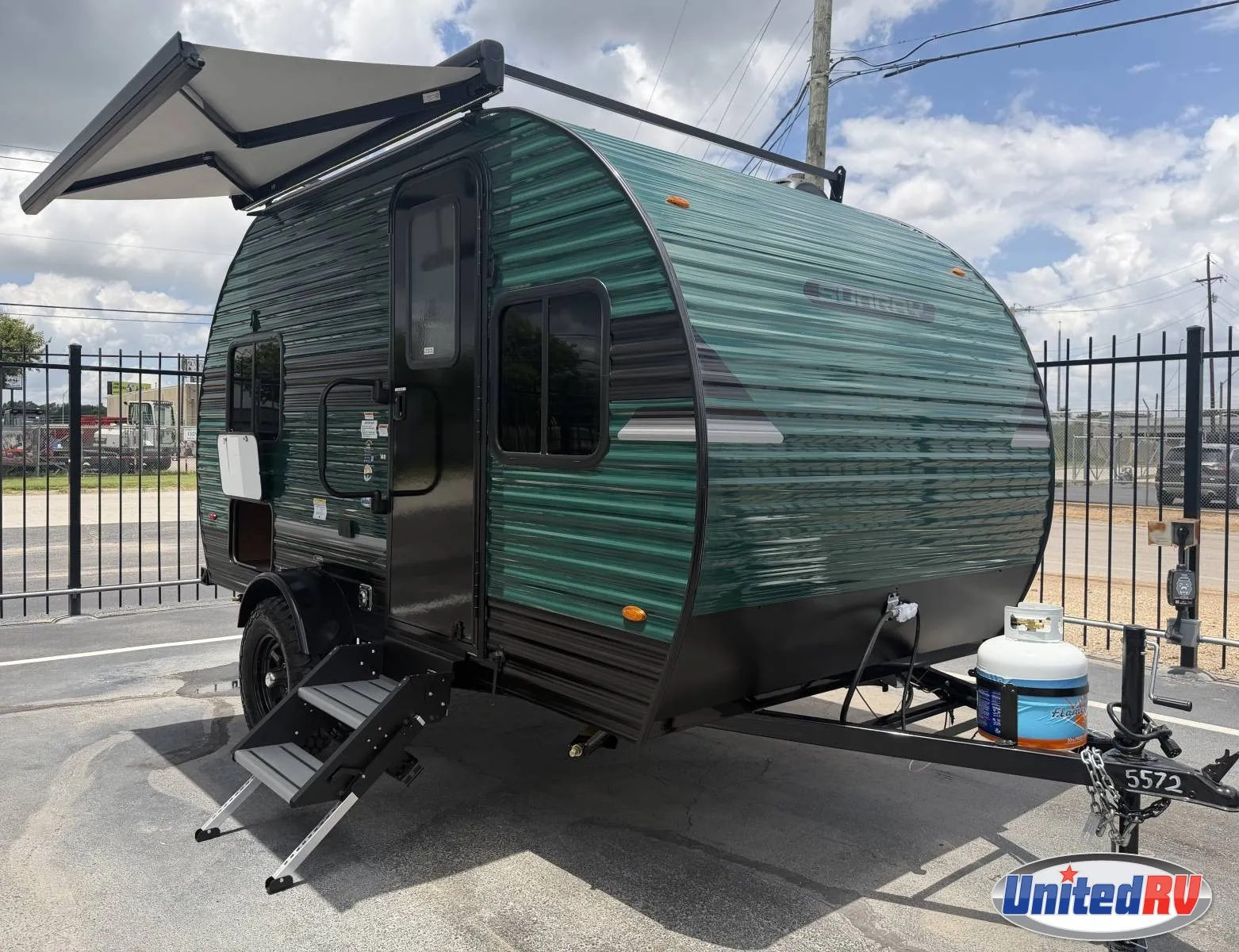 2027 Sunset Park RV SunRay 149 - Photo 2