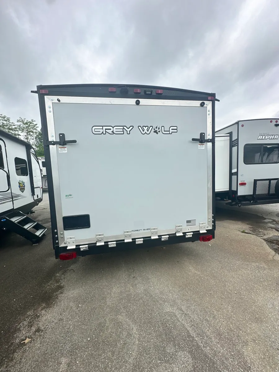 2022 Forest River Cherokee Grey Wolf 22RR - Photo 4
