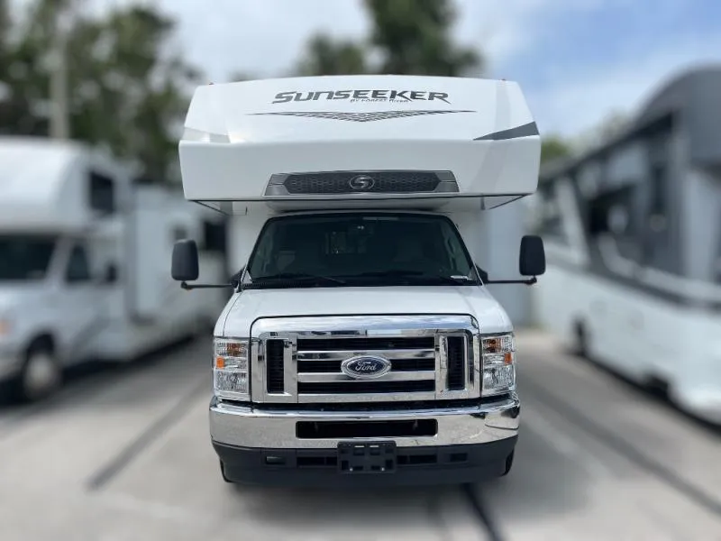 2024 Forest River Sunseeker Classic 3010DS - Photo 3