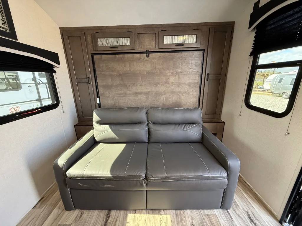 2023 Venture RV Sonic SN211VDB, Photos photo 17