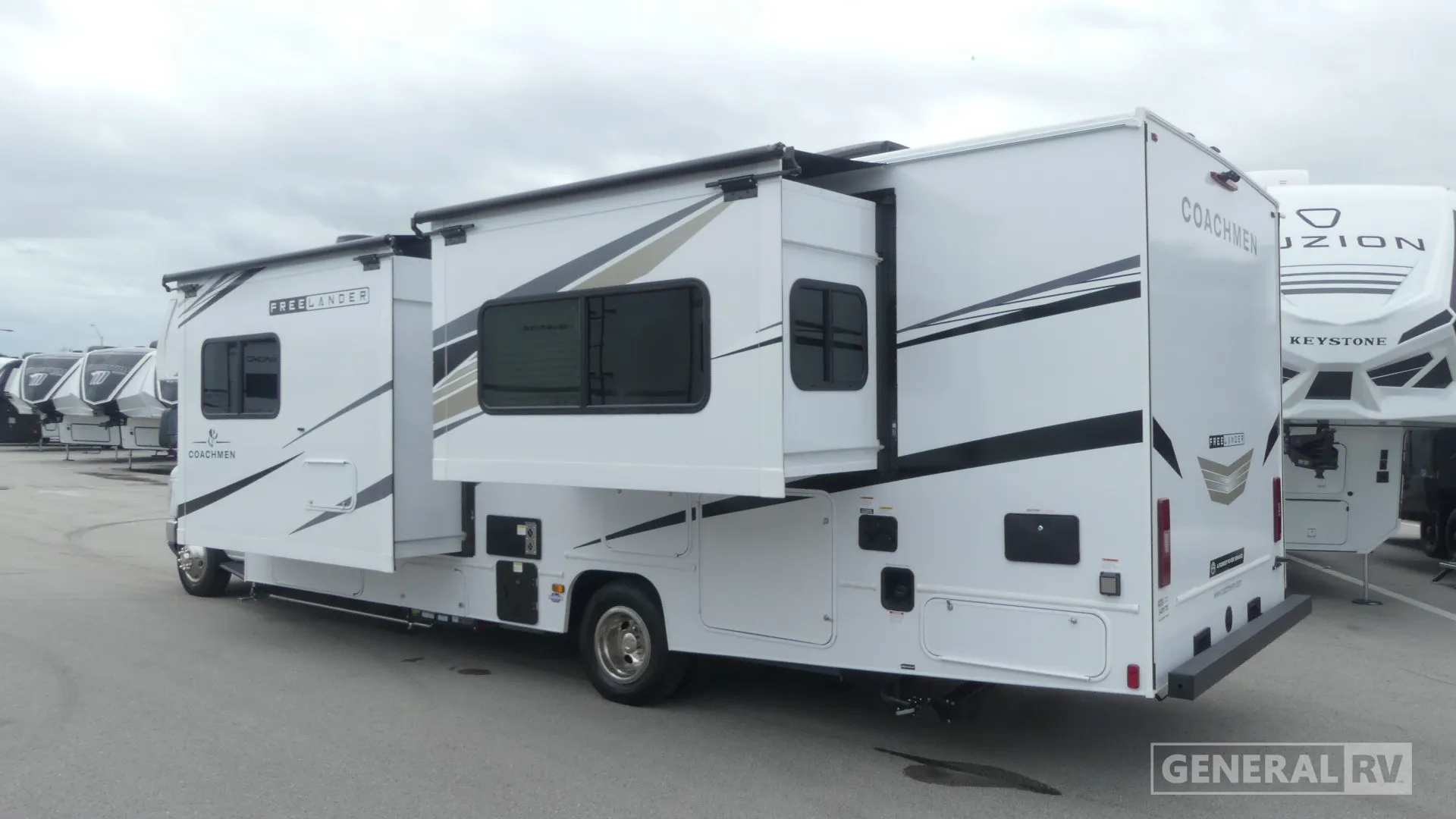 2026 Coachmen Freelander 30KB - Photo 4