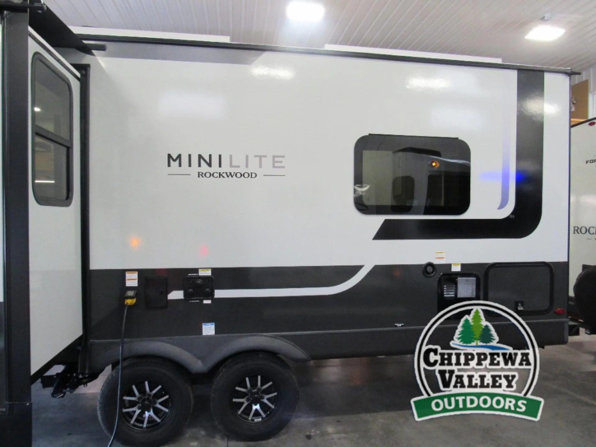 2026 Forest River Rockwood Mini Lite 2506FK — Photo 6