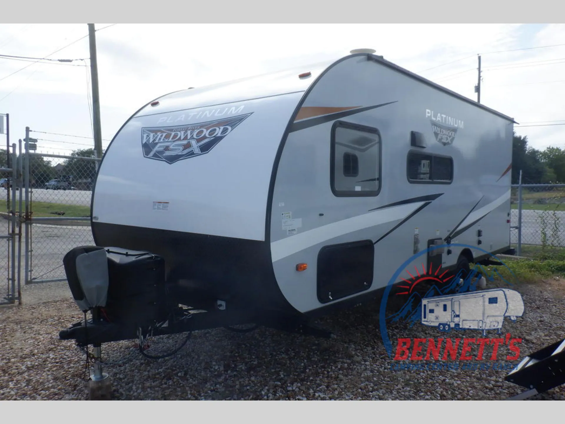 2023 Forest River Wildwood FSX 179DBK - Photo 3