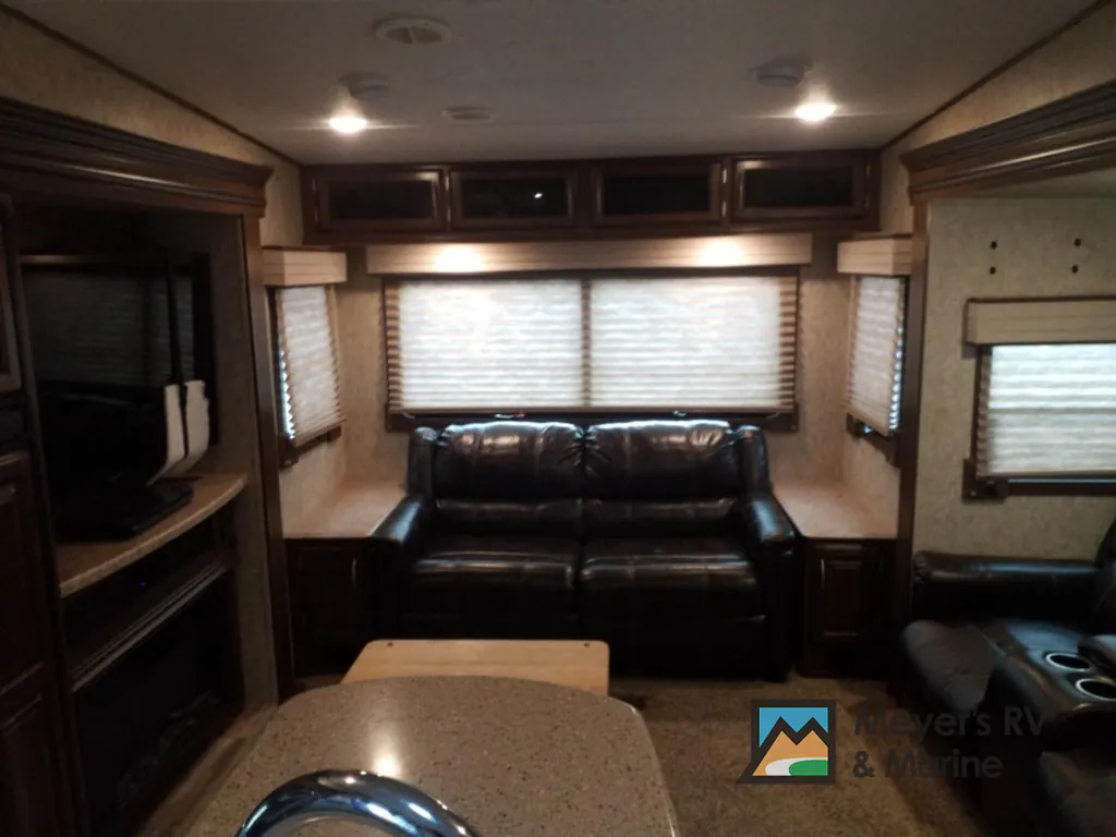 2018 Prime Time Crusader 295RST, Photos photo 11