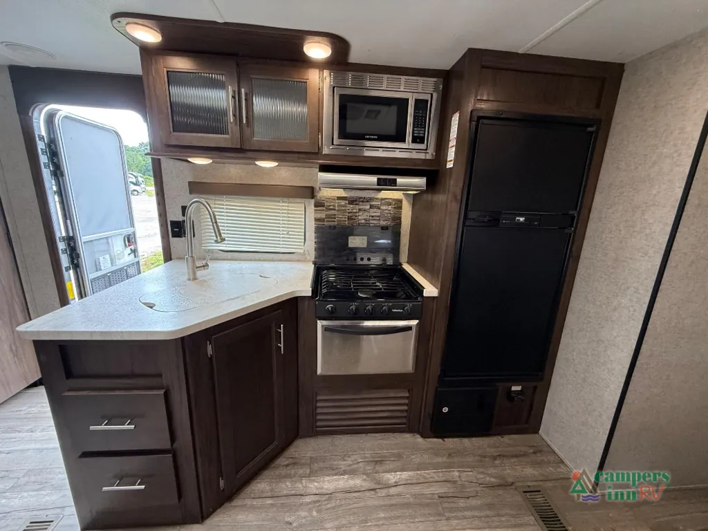 2018 Forest River Cherokee 284RJ, Photos photo 18