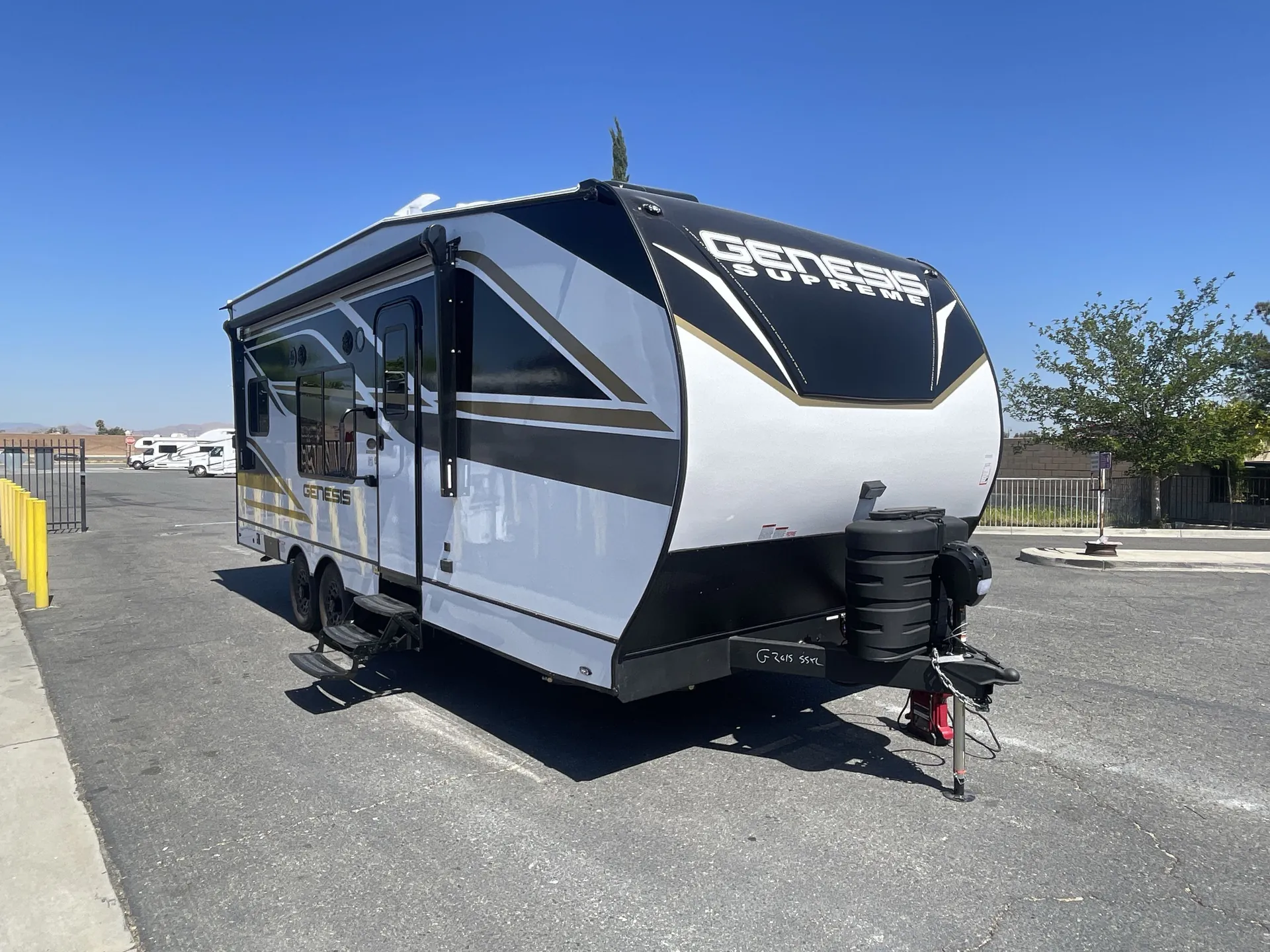 2027 Genesis Supreme Genesis Supreme 2015SSXL - Main photo