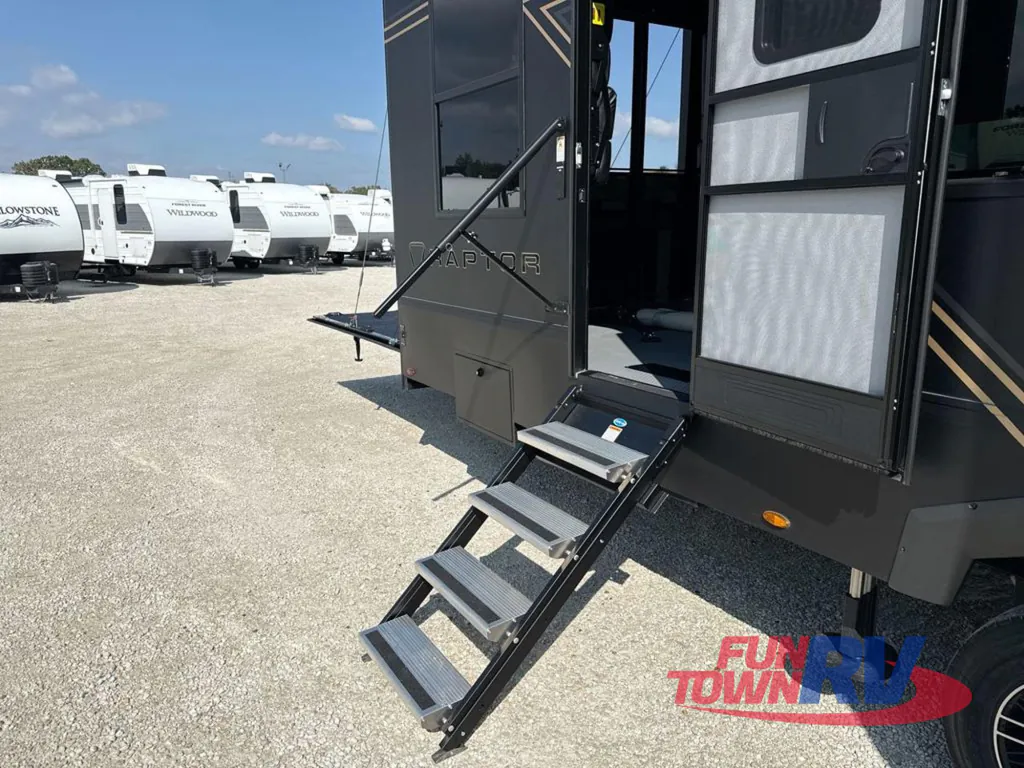 2026 Keystone Raptor 415, Photos photo 17