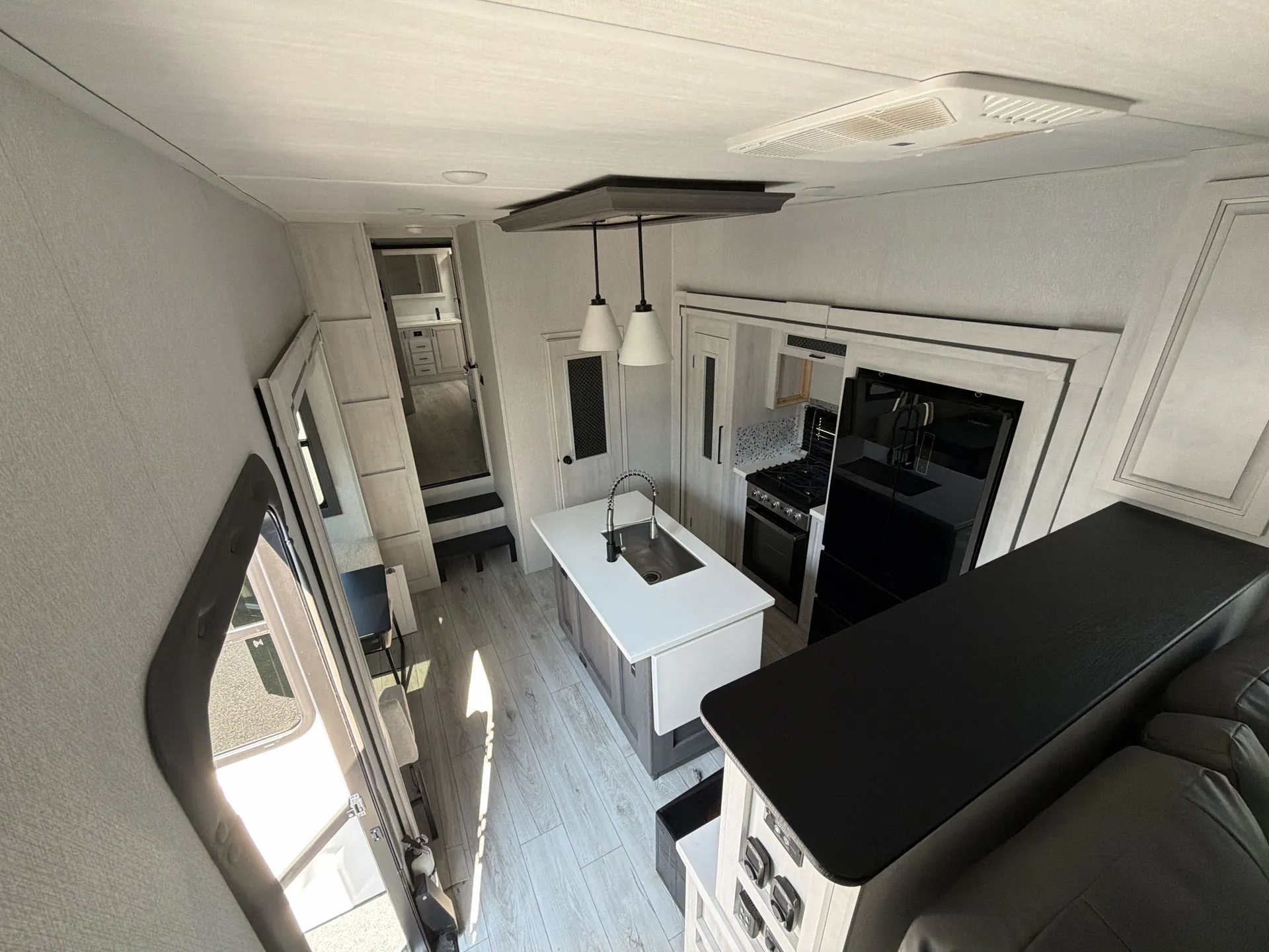 2025 East to West Ahara 380FL — living area main