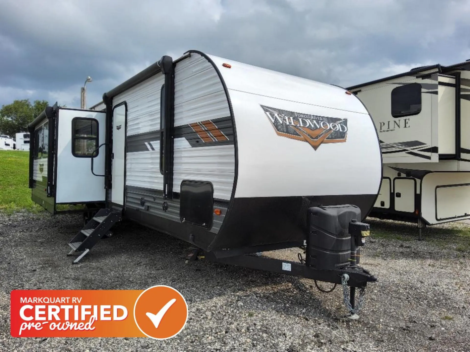 2021 Forest River Wildwood 27RE dealer photo 1 from Markquart RV
