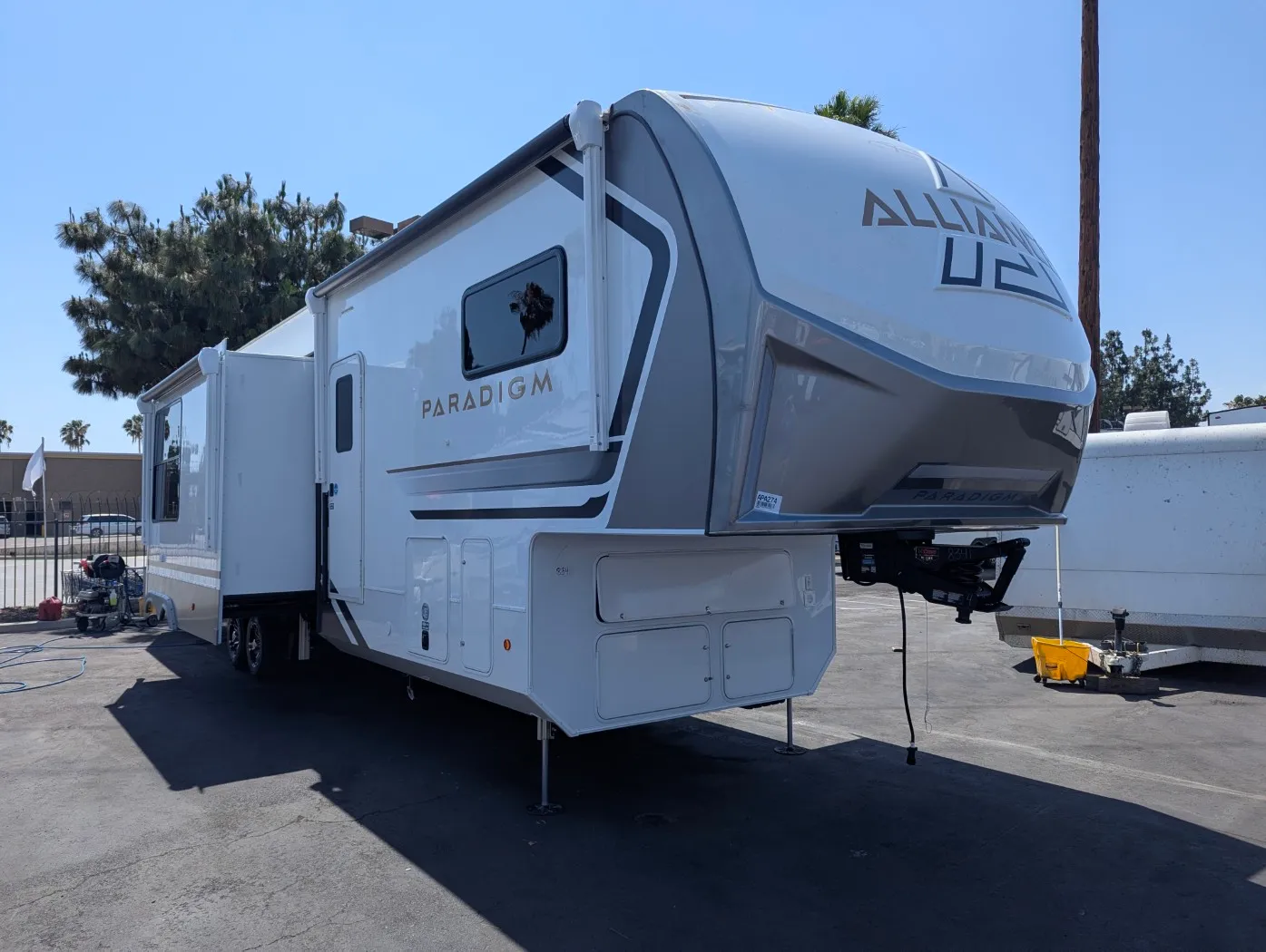 2026 Alliance RV Paradigm 395DS - Photo 2