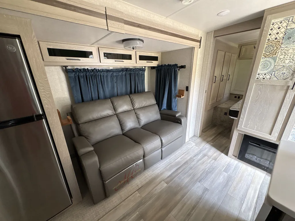 2023 Forest River Flagstaff Micro Lite 25BRDS, Photos photo 15