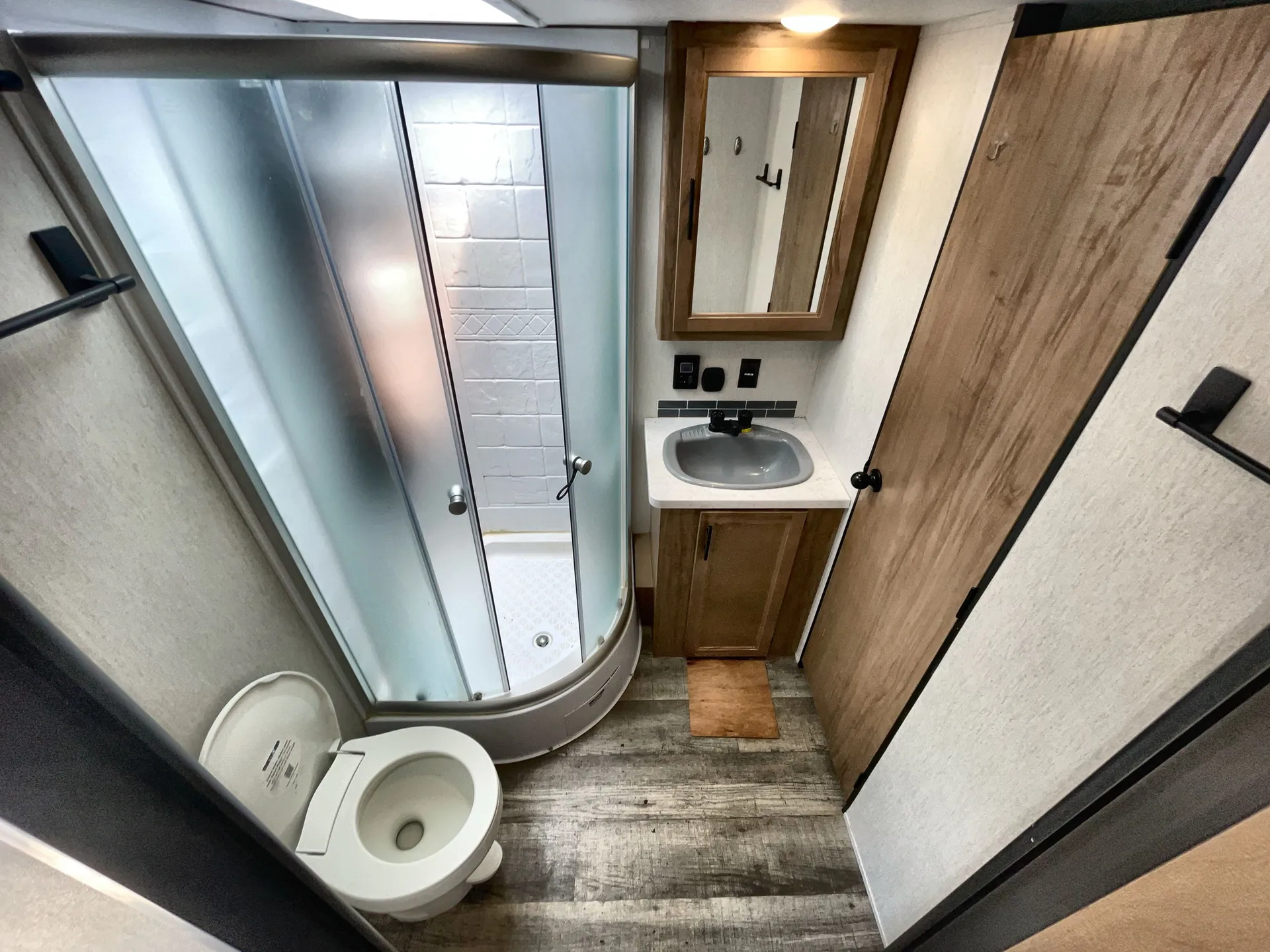 2023 Forest River Cherokee Grey Wolf Black Label 29BRBBL — living area main