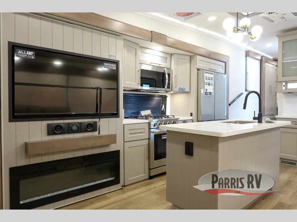 2026 Alliance RV Paradigm 340RL - Photo 4