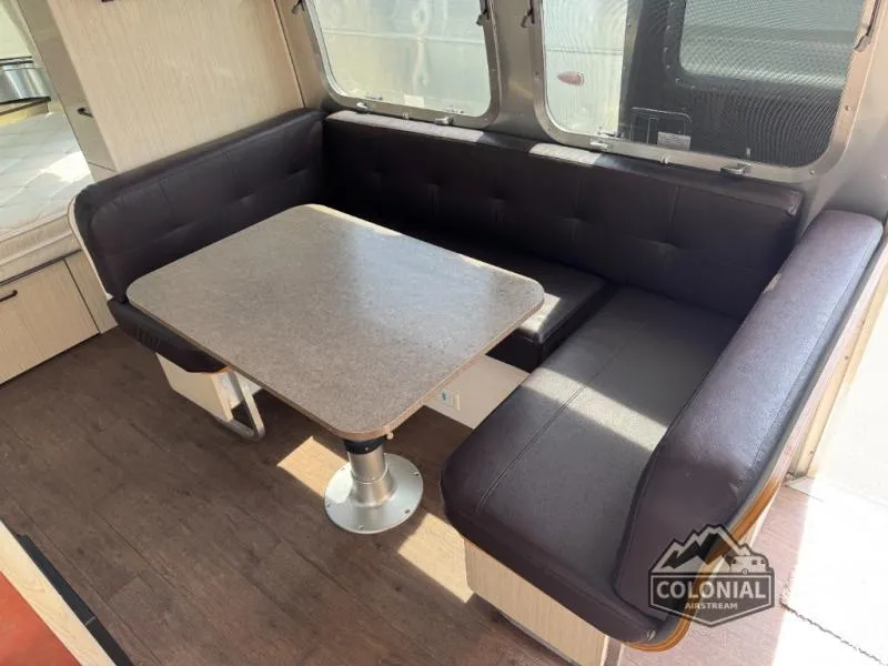 2019 Airstream International Serenity 23FB - Photo 3