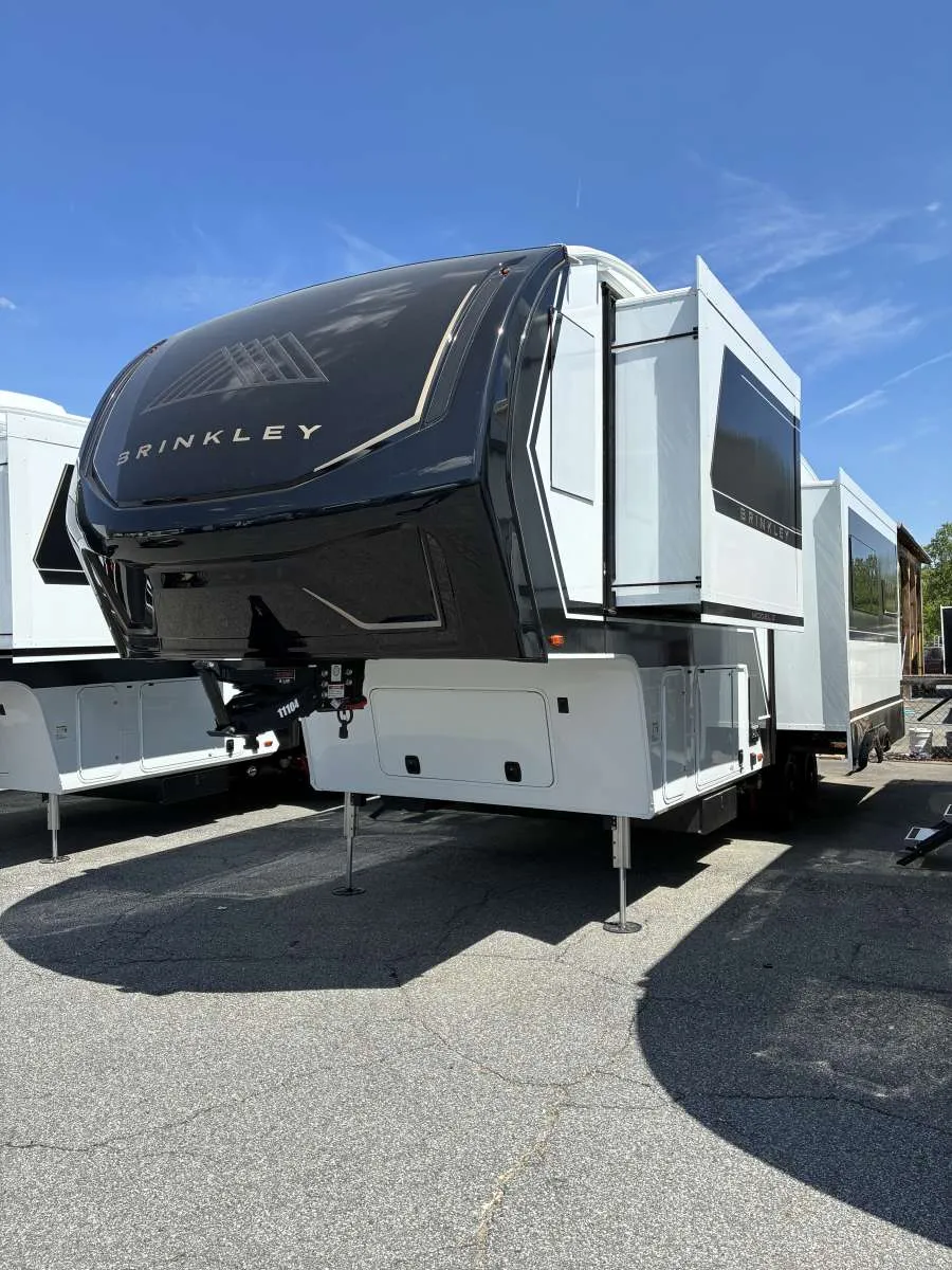 2026 Brinkley MODEL Z 2700 - Photo 2