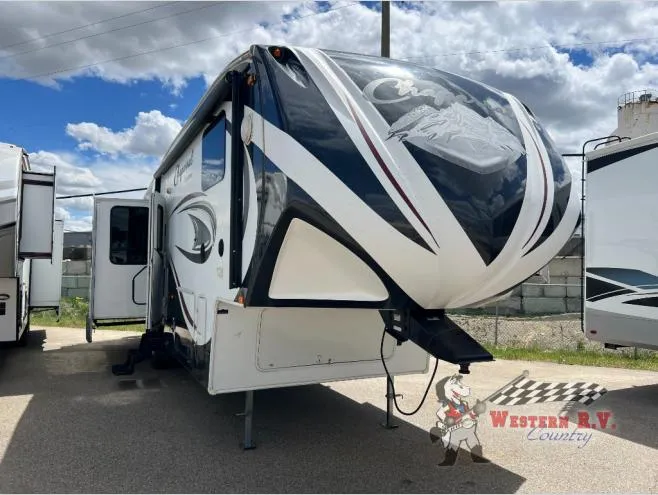 2013 Coachmen Chaparral 325MKS - Photo 3