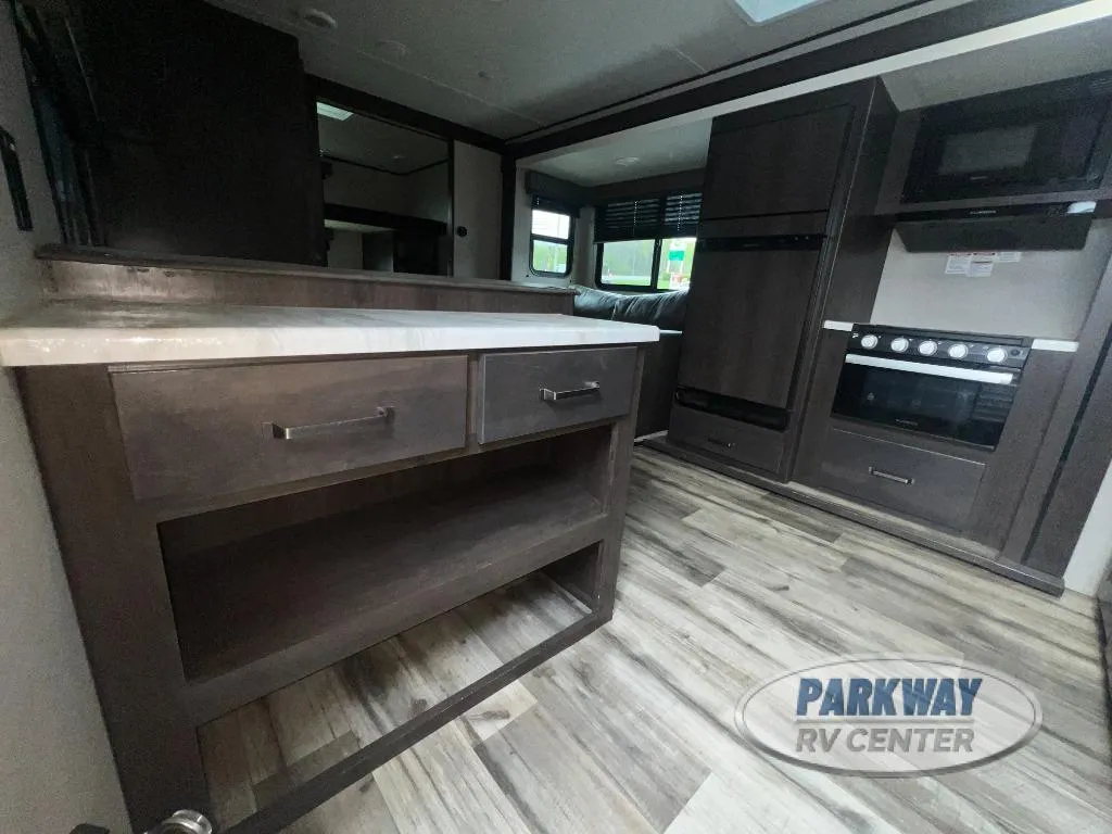 2023 Grand Design Transcend Xplor 297QB - Photo 4
