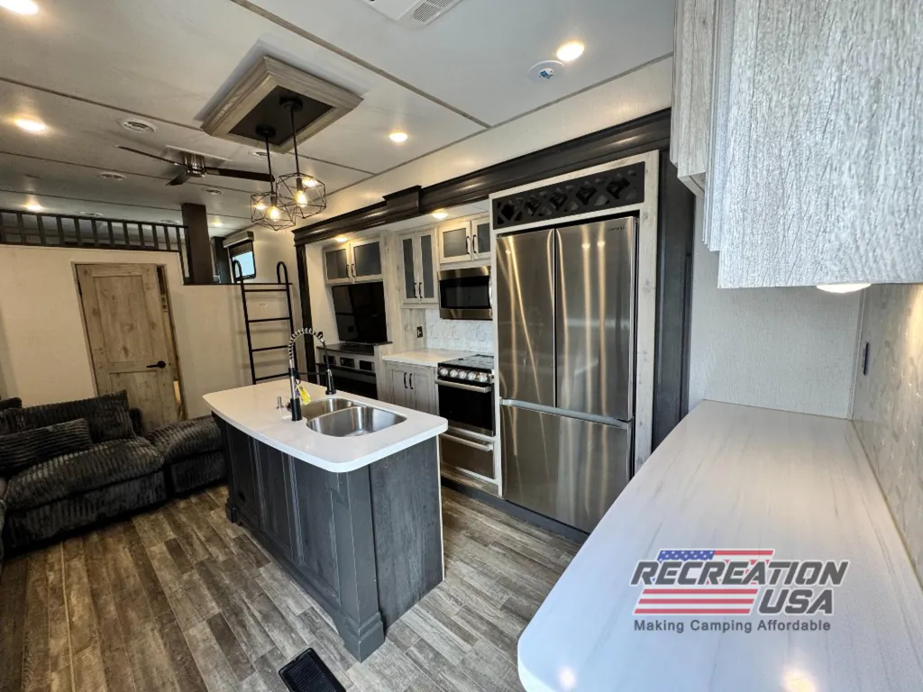 2023 Keystone Avalanche 390DS, Photos photo 8