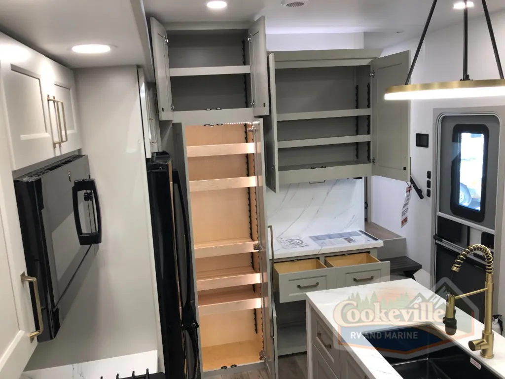 2026 Brinkley Model G 4100, Photos photo 18